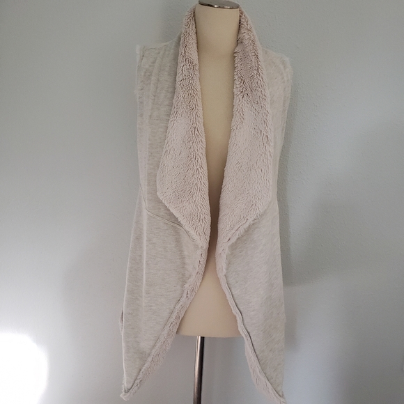 dylan Jackets & Blazers - Dylan by True Grit Shearling Draped Vest